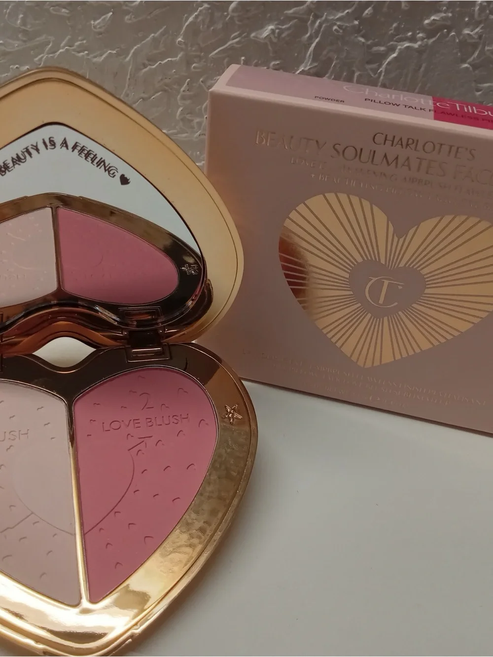 Charlotte Tilbury Heart-Shaped Blush & Highlighter Duo - Light Pink & Rose Pink